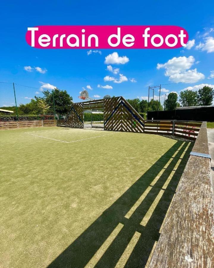 Mobil Home Tout Confort Ideal Pour 4 Personnes Dans Le Domaine De Dugny Camping 4 Etoiles, Proche De Blois, Du Zoo De Beauval Et Des Chateaux De La Loire Onzain Extérieur photo
